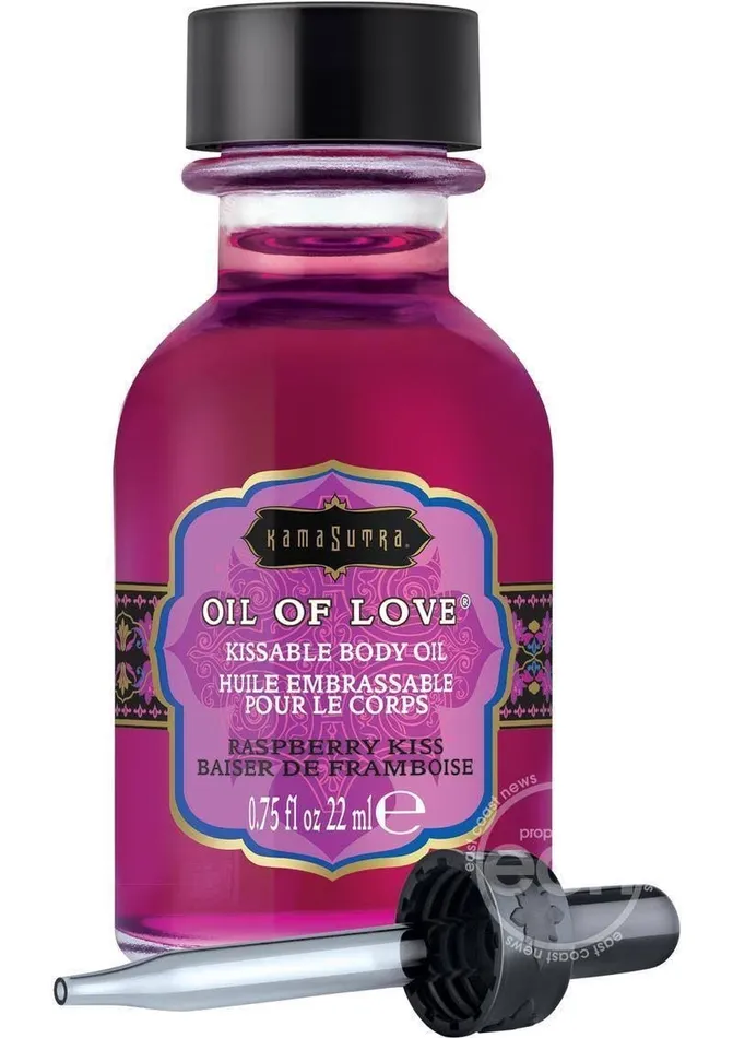 Oil of Love kissable Body oil 075oz Playthings Couples