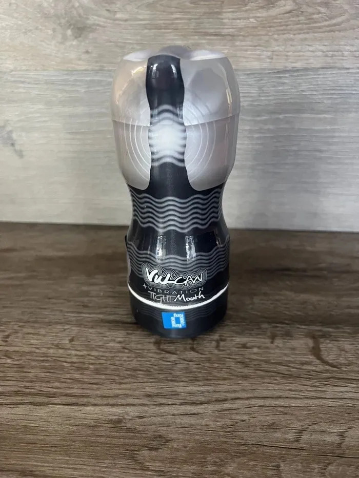 Wholesale Vulcan Vibration Tight Mouth Stroker Masturbator Pocket Pussy Vibrator Ballisticmetal Male Sex Toys Wholesale Vulcan Vibration Tight Mouth Stroker Masturbator Pocket Pussy Vibrator Ballisticmetal Male Sex Toys