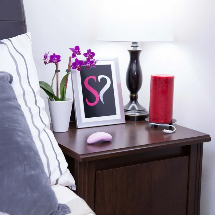 Lelo LELO Lily Luxury Rechargeable Vibrator Female Sex Toys